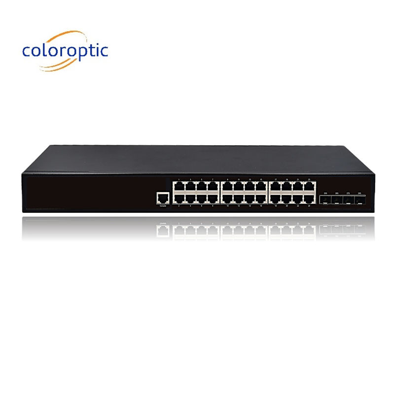 24 Port Hızlı Ethernet Poe Değiştiricileri Plug And Play 10/100/1000M(POE) 4*10GE SFP Portları